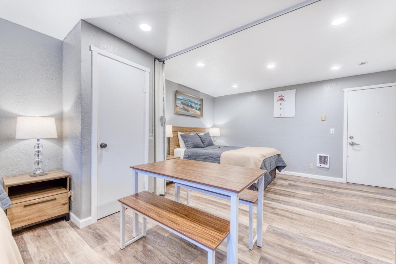 Sea Treasures Inn #211 & #212 Rockaway Beach Esterno foto