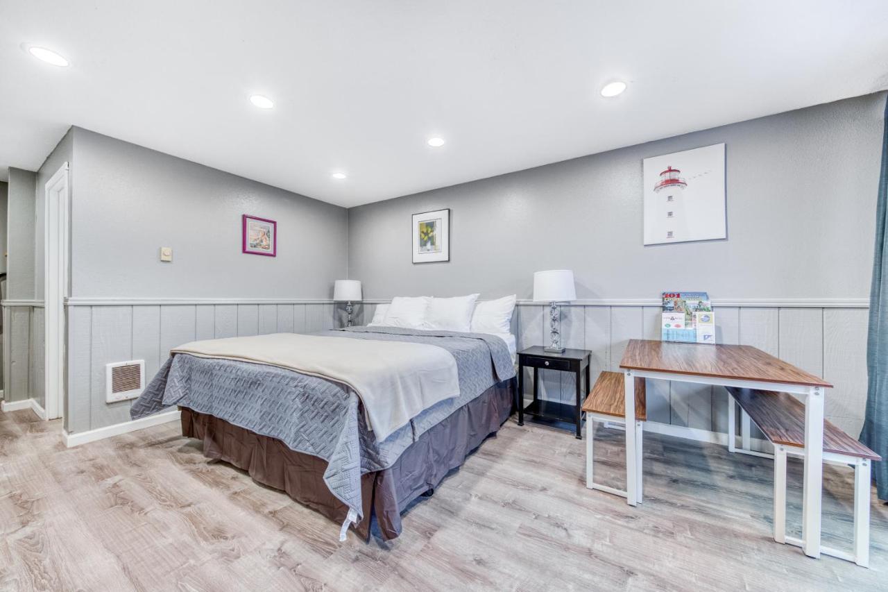 Sea Treasures Inn #211 & #212 Rockaway Beach Esterno foto